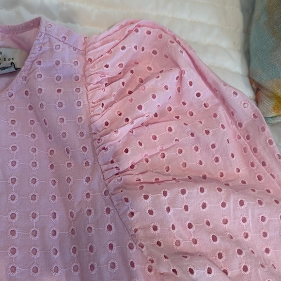 Pink top - Picture 5 of 7